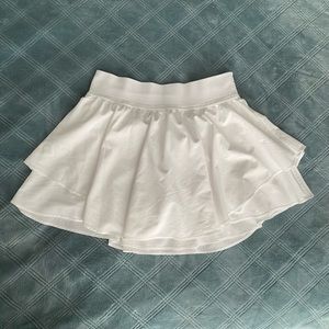 Lululemon Court Rival High Rise Skirt Short Size 6